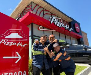 El techo rojo de Pizza Hut da la bienvenida a: Los Llanteros 503, la historia salvadoreña que conquistó la alfombra roja de los Oscars 2026.